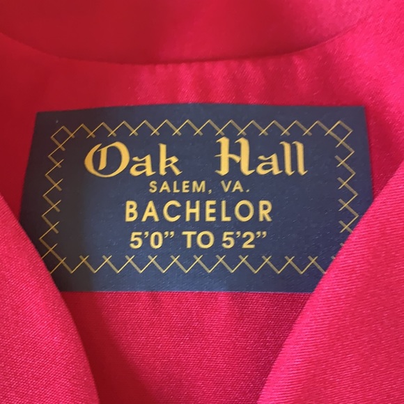 - Oak Hall Red Graduation Gown. Size 5’0” to 5’2” - Picture 4 of 5